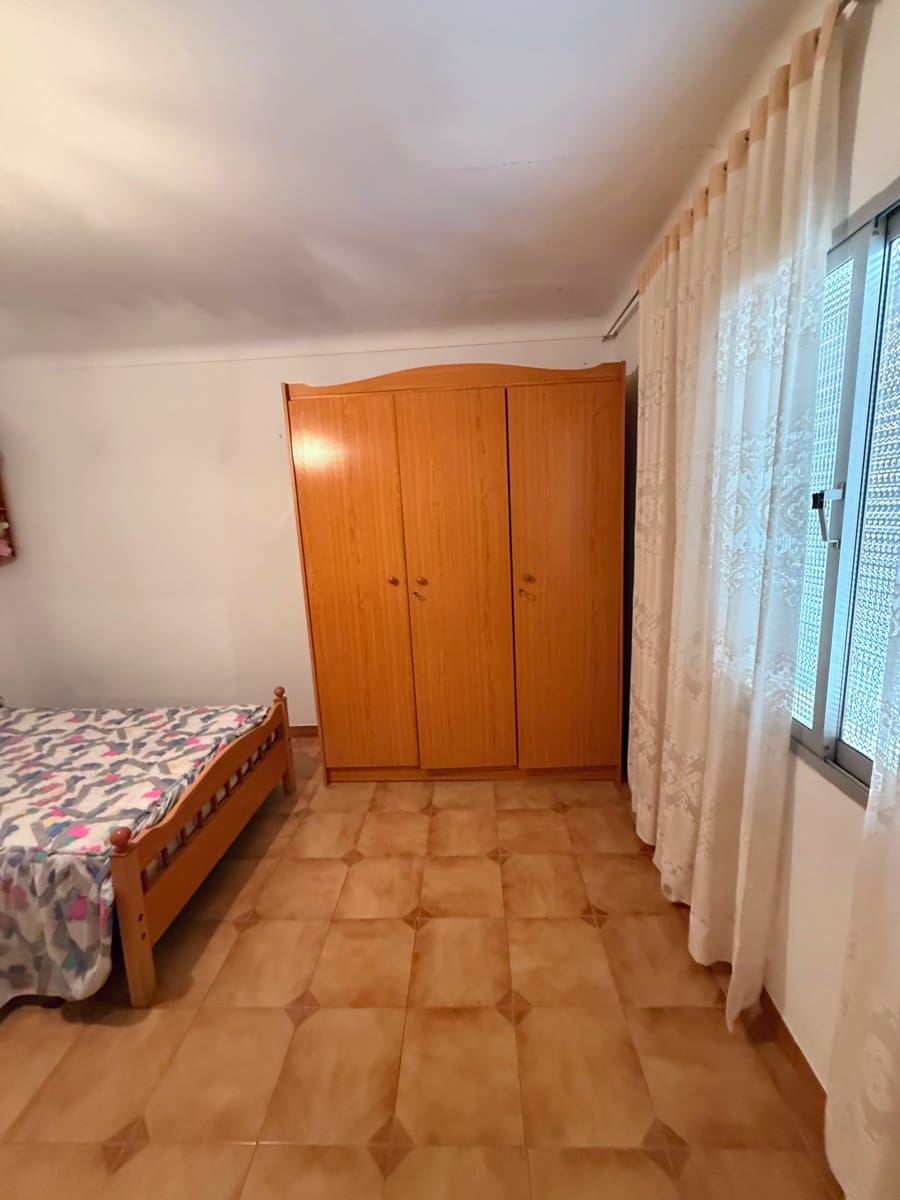 3 chambre Finca/Maison de Campagne à vendre à Villanueva de Algaidas avec piscine - 65 000 € (Ref: 9707499)