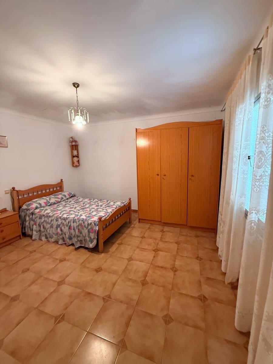 3 chambre Finca/Maison de Campagne à vendre à Villanueva de Algaidas avec piscine - 65 000 € (Ref: 9707499)