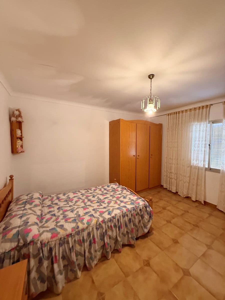 3 chambre Finca/Maison de Campagne à vendre à Villanueva de Algaidas avec piscine - 65 000 € (Ref: 9707499)