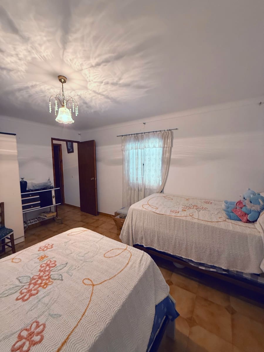 3 chambre Finca/Maison de Campagne à vendre à Villanueva de Algaidas avec piscine - 65 000 € (Ref: 9707499)