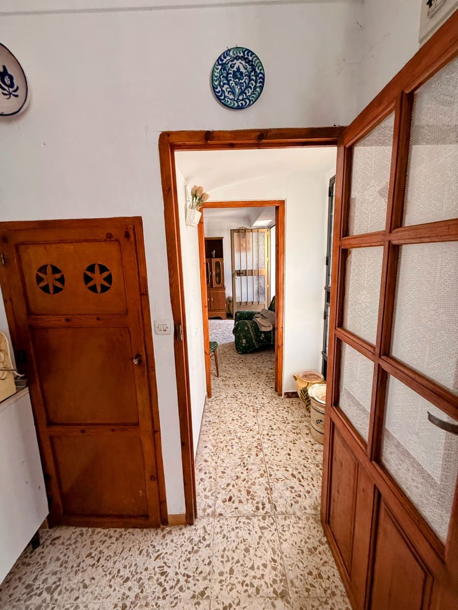 3 chambre Finca/Maison de Campagne à vendre à Villanueva de Algaidas avec piscine - 65 000 € (Ref: 9707499)