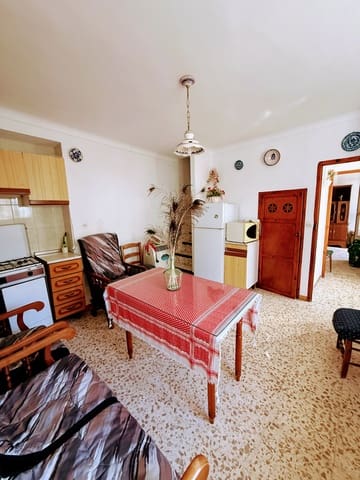 4 quarto Quinta/Casa Rural para venda em Villanueva de Algaidas com piscina - 64 000 € (Ref: 9707499)