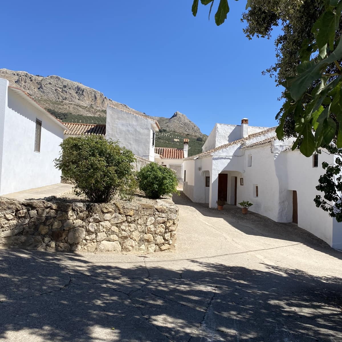 3 bedroom Finca/Country House for sale in Villanueva del Trabuco with garage - € 155,750 (Ref: 9835256)