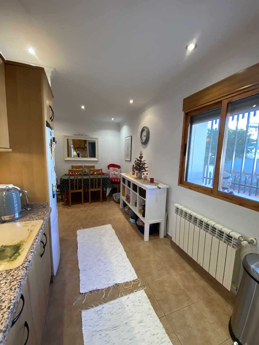 5 slaapkamer Villa te koop in Villanueva del Trabuco met zwembad garage - € 390.000 (Ref: 9955643)