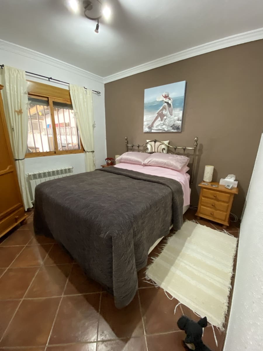 5 slaapkamer Villa te koop in Villanueva del Trabuco met zwembad garage - € 390.000 (Ref: 9955643)