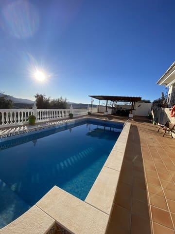 5 sovrum Villa till salu i Villanueva del Trabuco med pool garage - 390 000 € (Ref: 9955643)