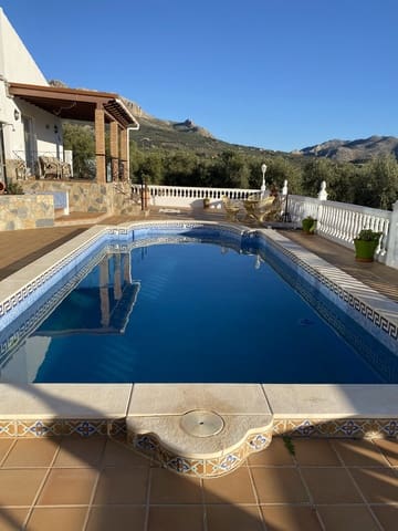 5 sovrum Villa till salu i Villanueva del Trabuco med pool garage - 390 000 € (Ref: 9955643)