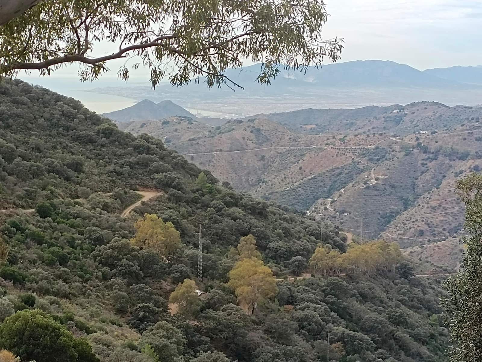 4 bedroom Finca/Country House for sale in Olias, Málaga city €