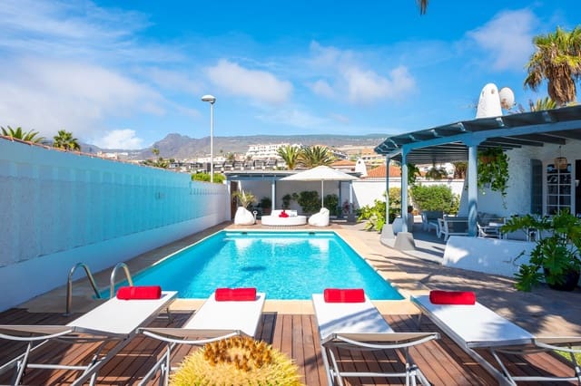 3 camera da letto Villa da affittare in Guía de Isora con piscina - 4.500 € (Rif: 10094224)