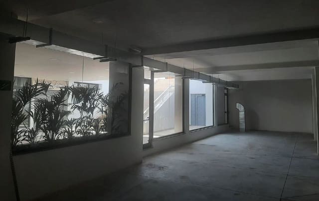 Local Commercial à vendre à Playa de las Americas, Arona avec garage - 2 500 000 € (Ref: 5247653)