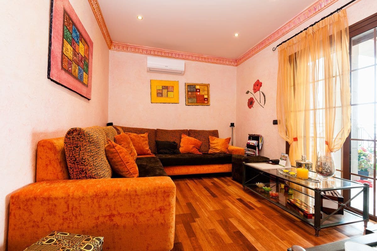 5 quarto Moradia para venda em Costa Adeje com garagem - 1 595 000 € (Ref: 5248364)