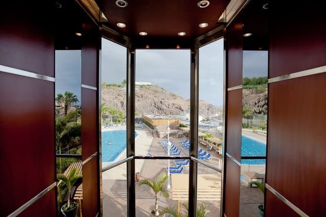 Apartamento de 3 habitaciones en Los Gigantes, Santiago del Teide en venta con piscina garaje - 545.000 € (Ref: 5248373)