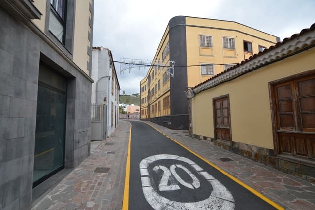 Erhverv til salg i Arona - € 186.000 (Ref: 6080302)