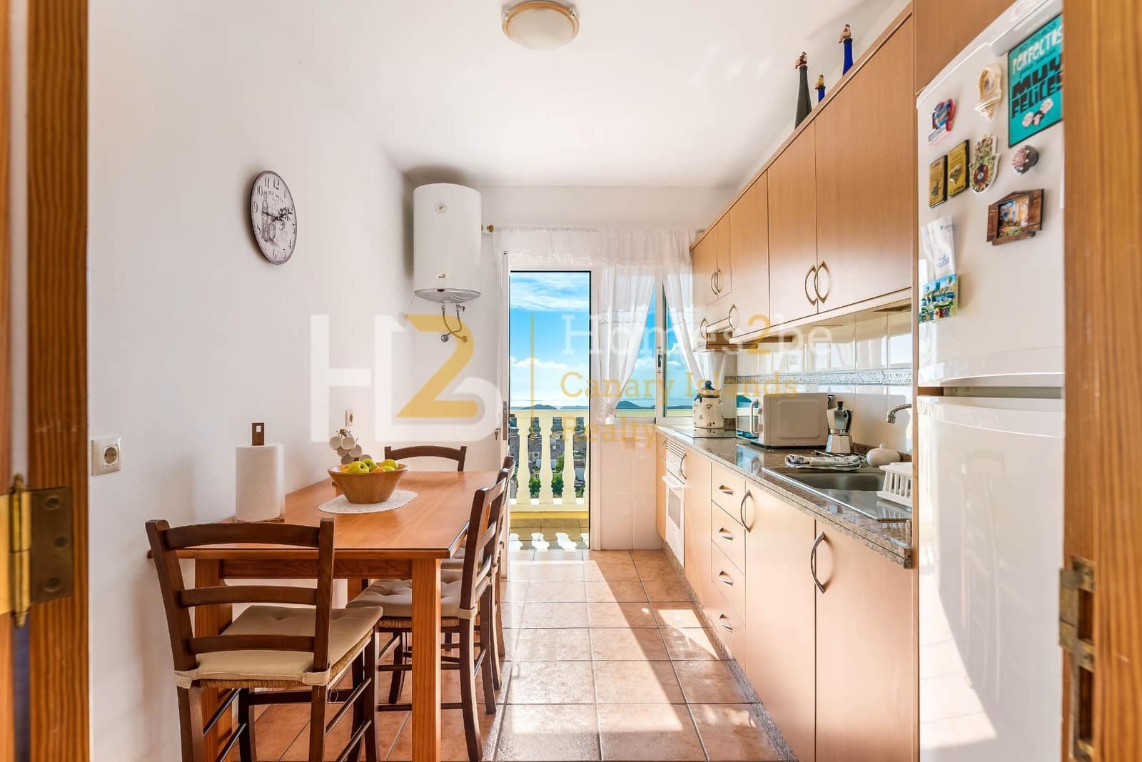 Commercial for sale in Arona with garage - € 1,250,000 (Ref: 7310650)