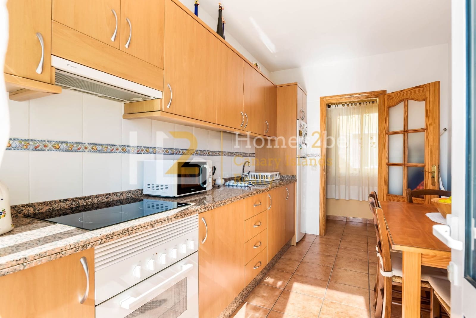 Commercial for sale in Arona with garage - € 1,250,000 (Ref: 7310650)