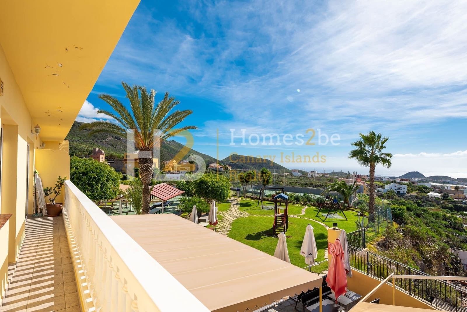 Commercial for sale in Arona with garage - € 1,250,000 (Ref: 7310650)