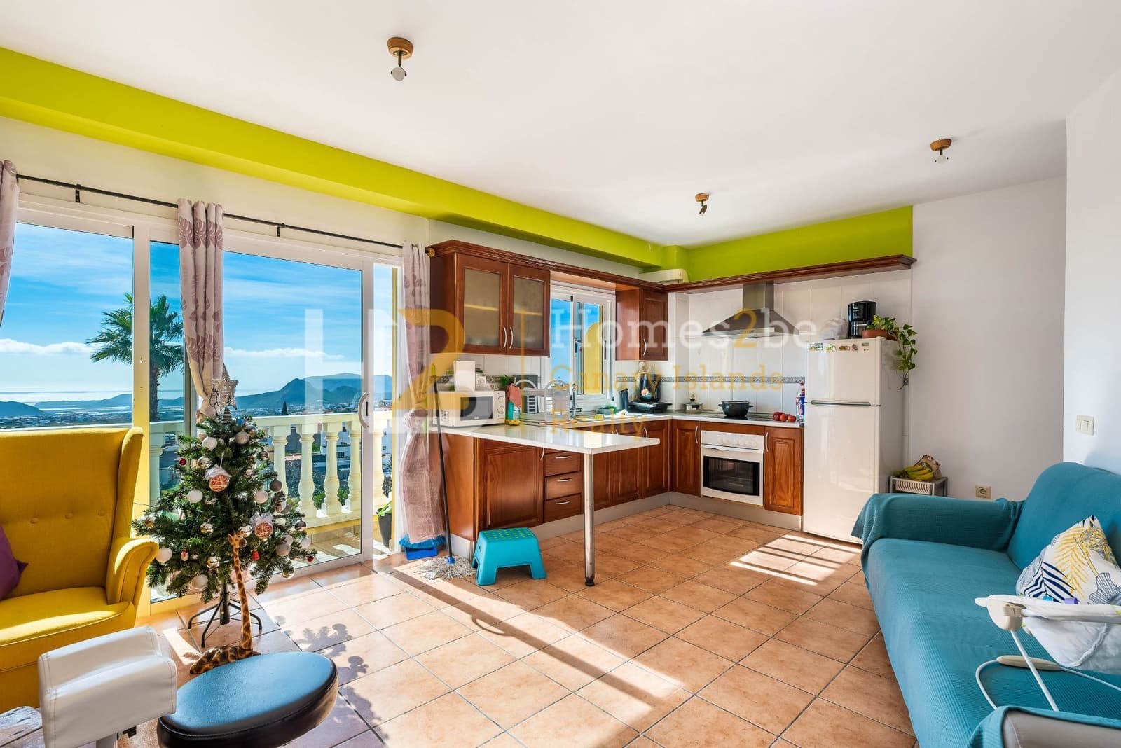 Commercial for sale in Arona with garage - € 1,250,000 (Ref: 7310650)