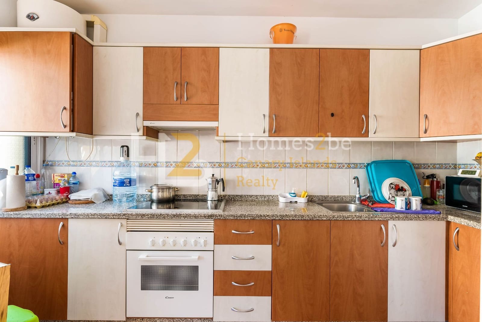 Commercial for sale in Arona with garage - € 1,250,000 (Ref: 7310650)