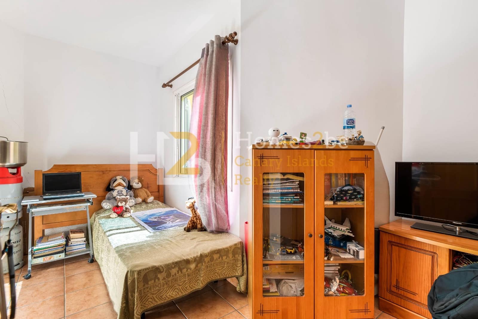 Commercial for sale in Arona with garage - € 1,250,000 (Ref: 7310650)