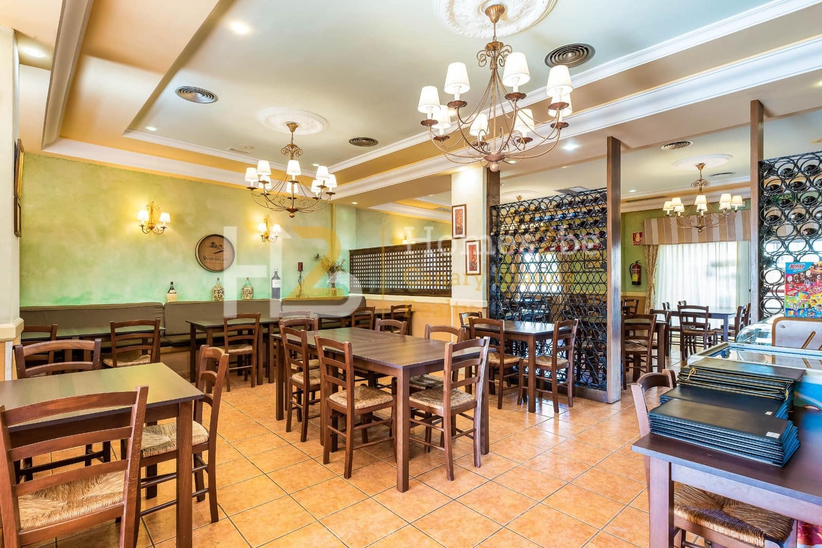 Commercial for sale in Arona with garage - € 1,250,000 (Ref: 7310650)