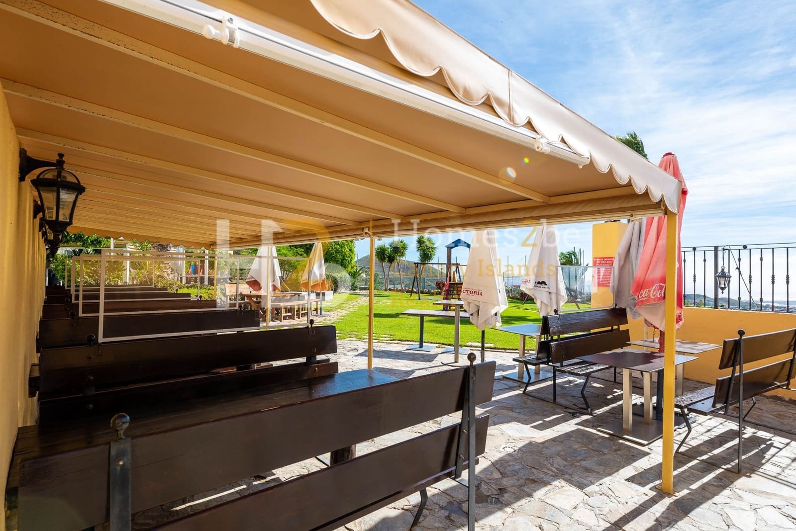 Commercial for sale in Arona with garage - € 1,250,000 (Ref: 7310650)