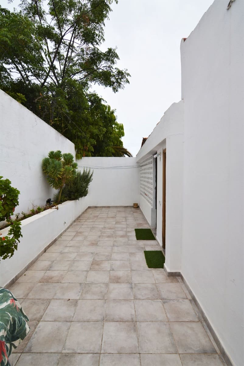 7 soveværelse Villa til salg i Los Realejos med swimmingpool garage - € 850.000 (Ref: 7602344)