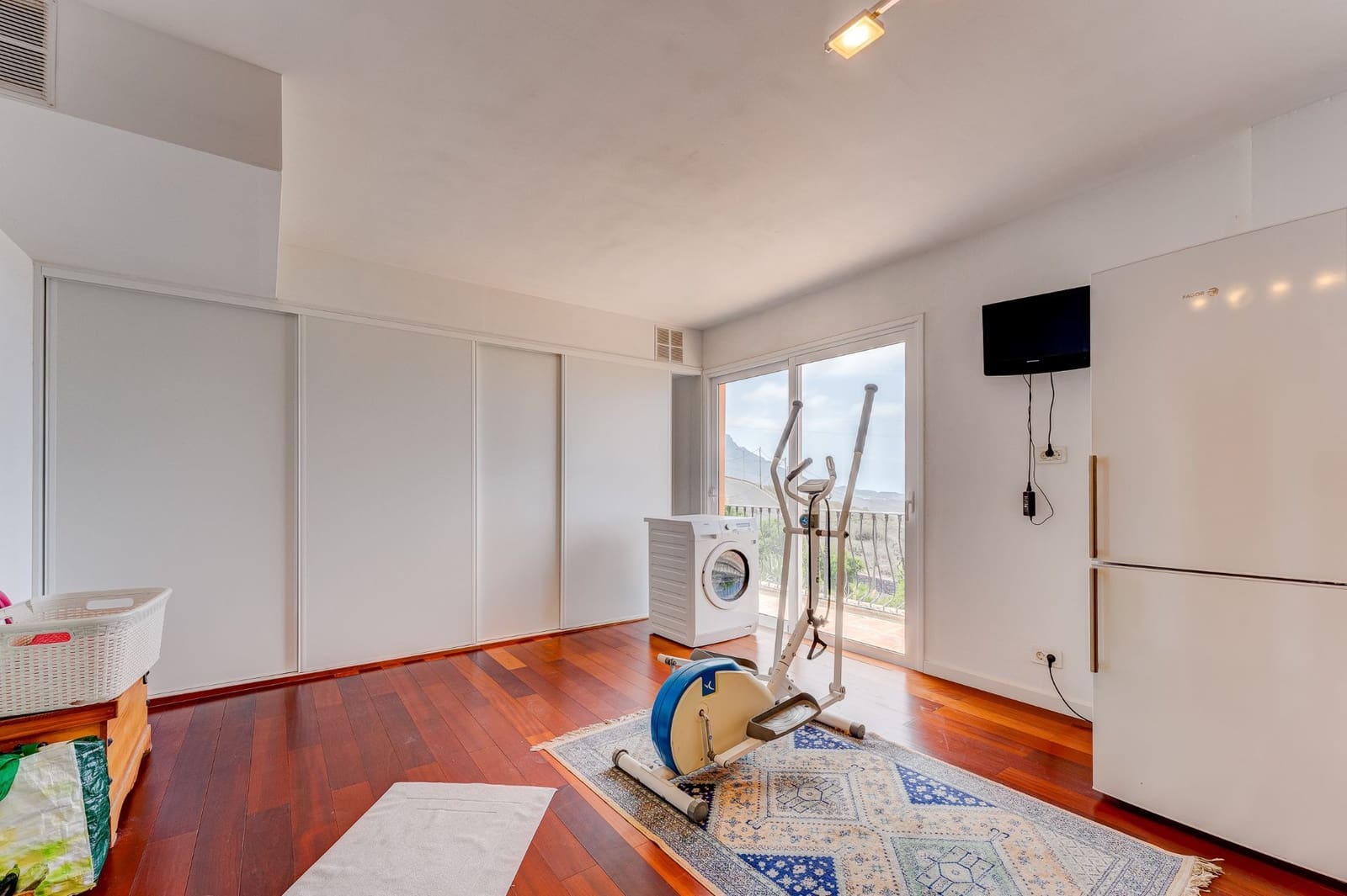 5 soveværelse Villa til salg i Las Moraditas med swimmingpool garage - € 1.595.000 (Ref: 7717357)