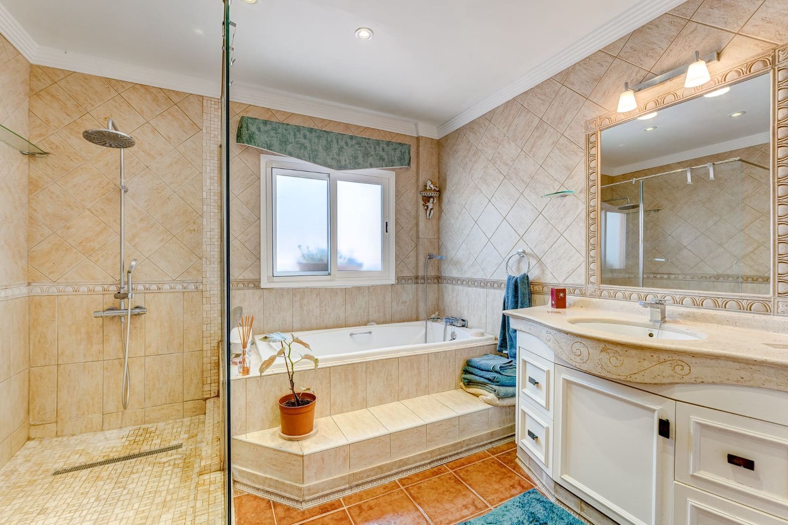 5 soveværelse Villa til salg i Las Moraditas med swimmingpool garage - € 1.595.000 (Ref: 7717357)