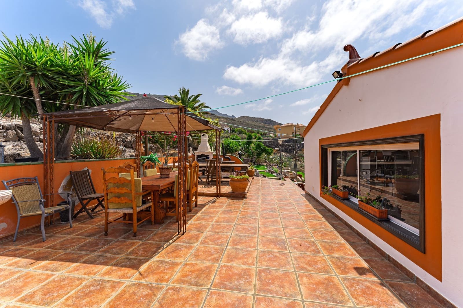 5 soveværelse Villa til salg i Las Moraditas med swimmingpool garage - € 1.595.000 (Ref: 7717357)