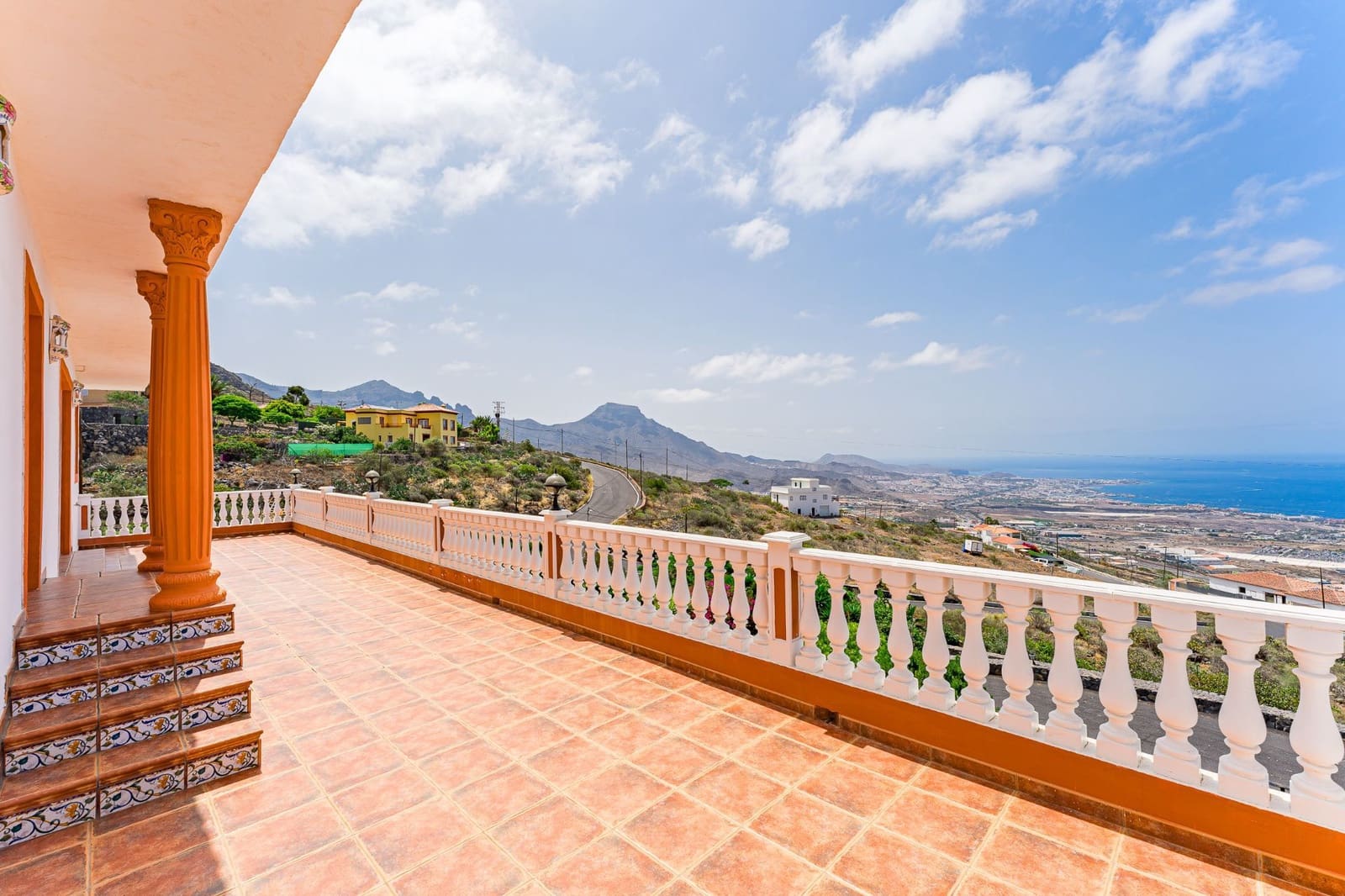 5 soveværelse Villa til salg i Las Moraditas med swimmingpool garage - € 1.595.000 (Ref: 7717357)