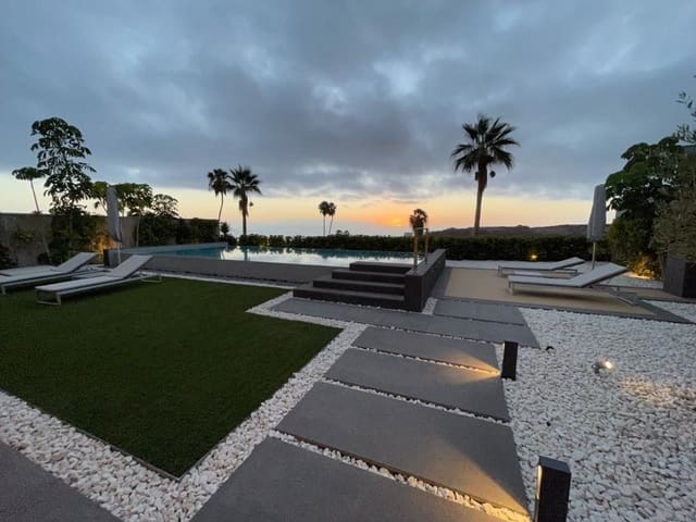 5 soveværelse Villa til salg i Costa Adeje, Adeje med swimmingpool garage - € 3.700.000 (Ref: 7754705)