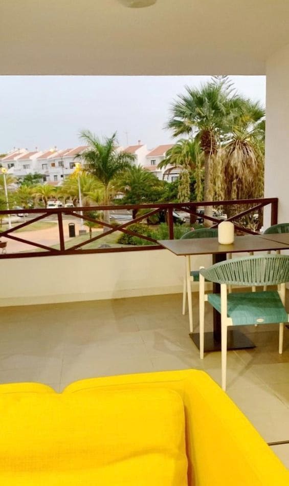 1 bedroom Apartment for sale in Los Cristianos with pool - € 365,000 (Ref: 8055537)