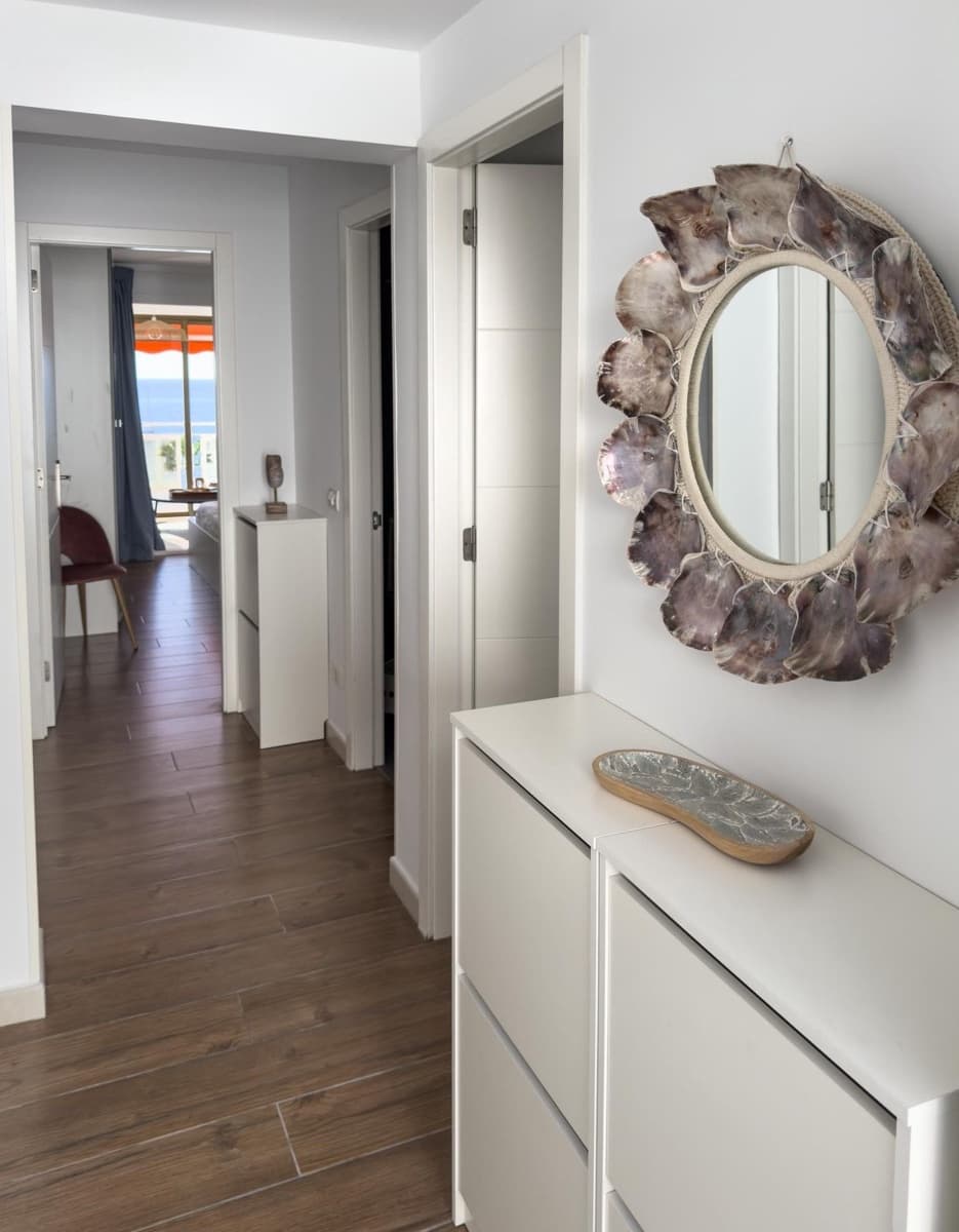 3 bedroom Apartment for sale in Los Cristianos - € 700,000 (Ref: 8982140)