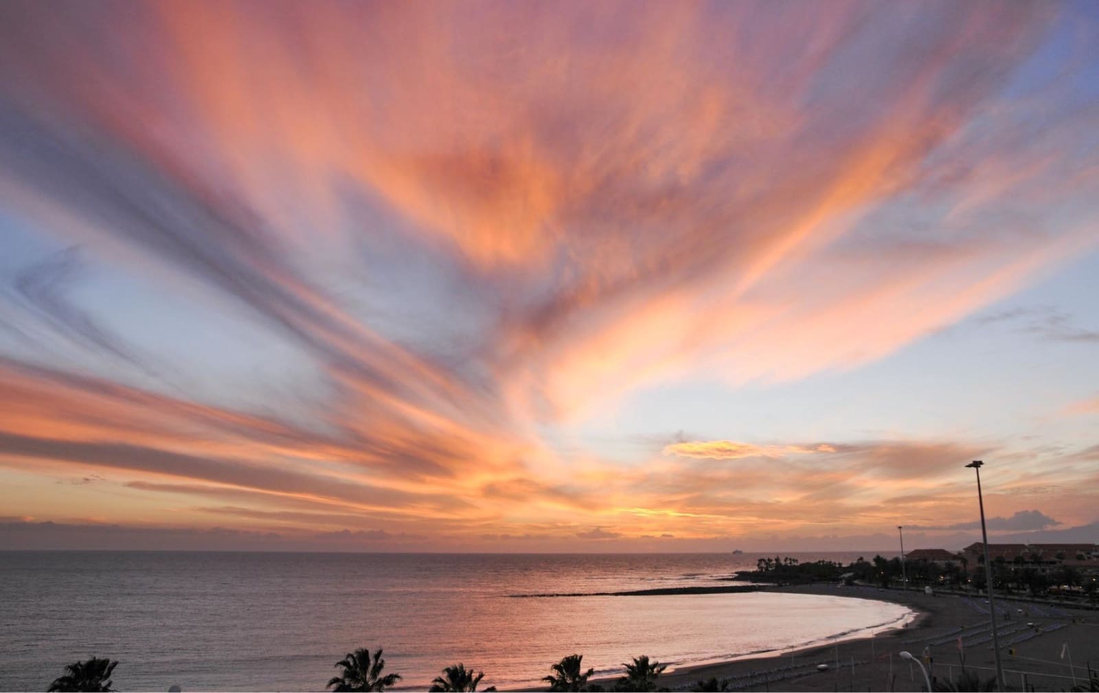 3 bedroom Apartment for sale in Los Cristianos - € 700,000 (Ref: 8982140)