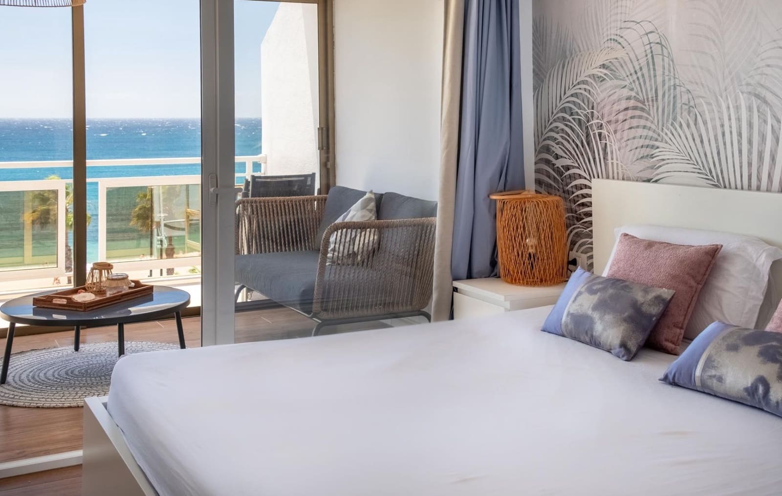 3 bedroom Apartment for sale in Los Cristianos - € 700,000 (Ref: 8982140)