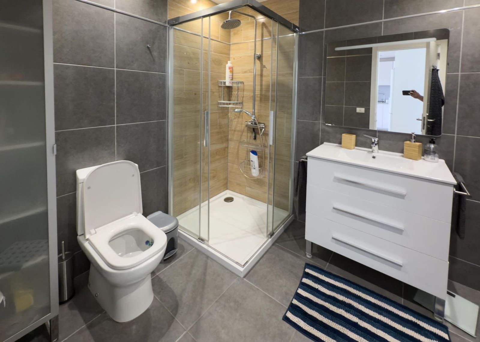 3 bedroom Apartment for sale in Los Cristianos - € 700,000 (Ref: 8982140)