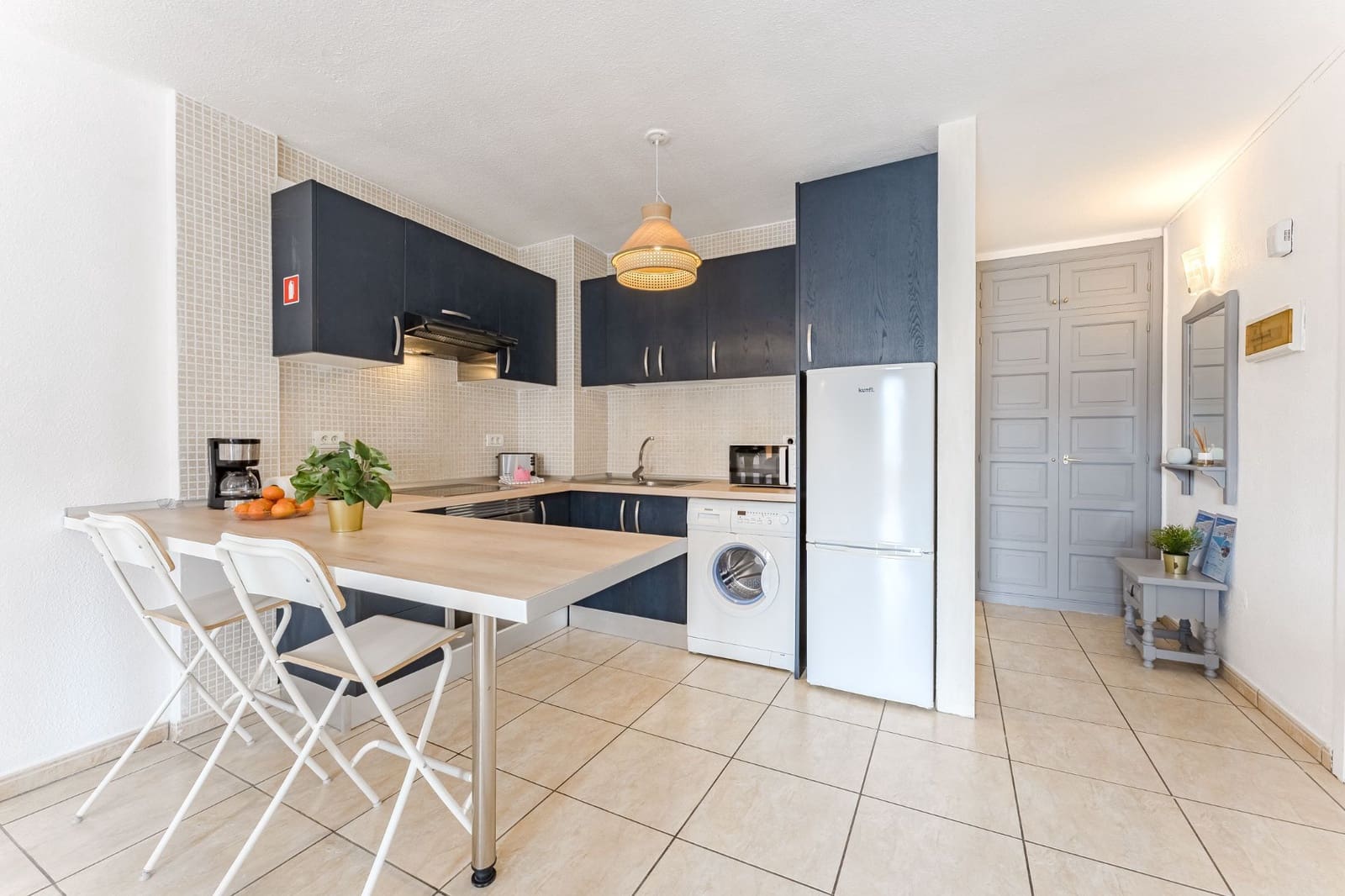 Apartamento de 1 habitación en Los Cristianos en alquiler con piscina - 1.500 € (Ref: 9081317)