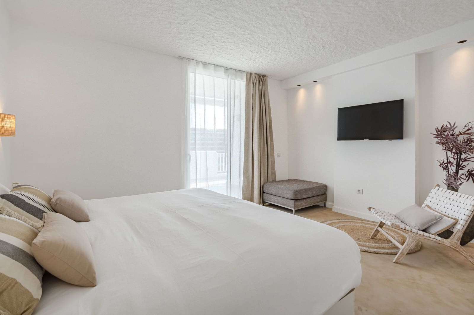 1 soverom Leilighet til salgs i Playa Paraiso med svømmebasseng - € 425 000 (Ref: 9232380)