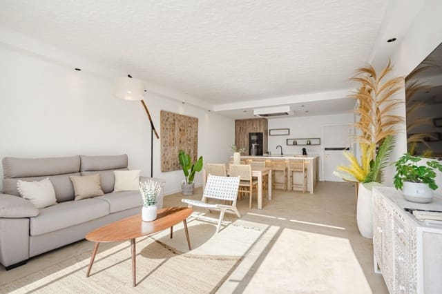 1 slaapkamer Appartement te koop in Playa Paraiso, Adeje met zwembad - € 425.000 (Ref: 9232380)