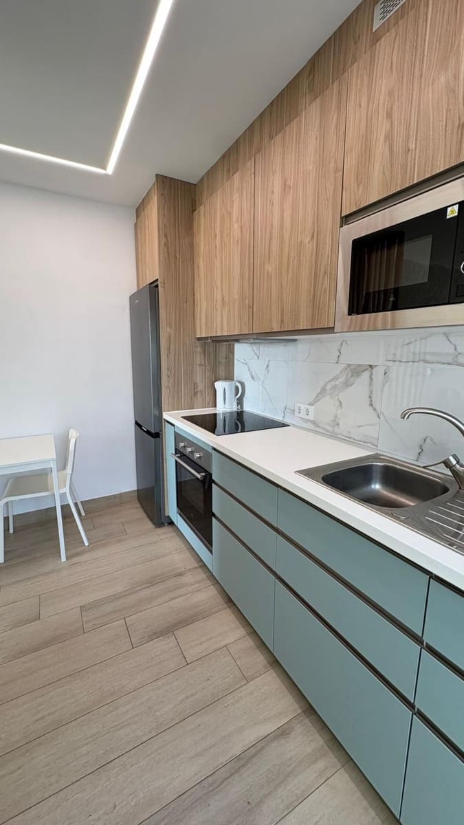 2 bedroom Apartment for rent in Candelaria - € 1,450 (Ref: 9246368)