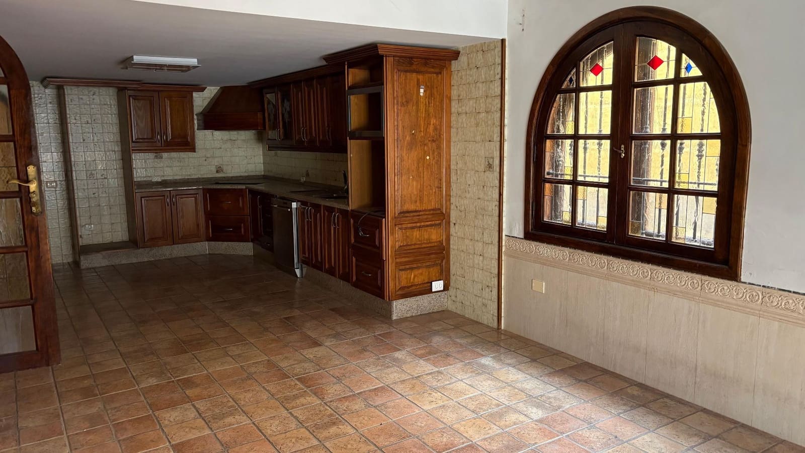 5 soverom Villa til salgs i Chayofa - € 750 000 (Ref: 9398216)