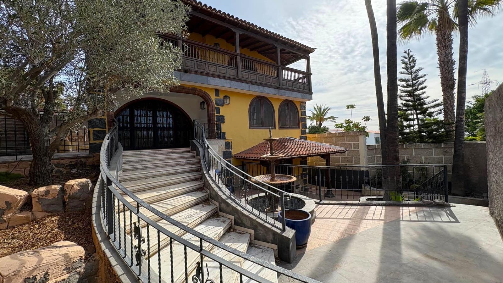 5 soverom Villa til salgs i Chayofa - € 750 000 (Ref: 9398216)