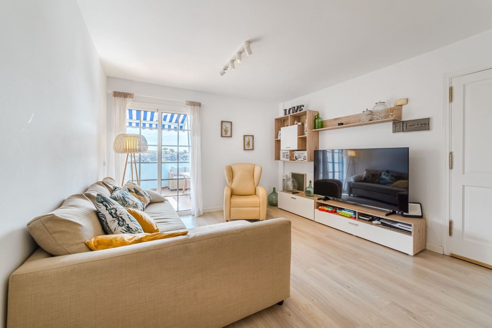 3 soverom Leilighet til salgs i Callao Salvaje med svømmebasseng garasje - € 350 000 (Ref: 9433137)