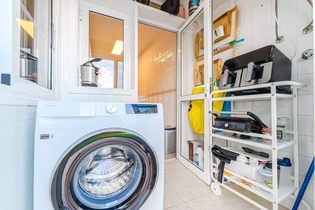 3 bedroom Apartment for sale in Callao Salvaje, Adeje with pool garage - € 350,000 (Ref: 9433137)