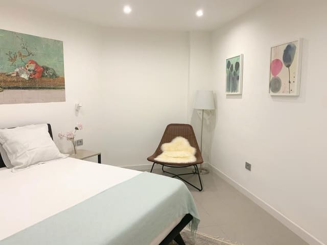 1 bedroom Apartment for rent in Los Cristianos, Arona with pool garage - € 1,950 (Ref: 9436815)