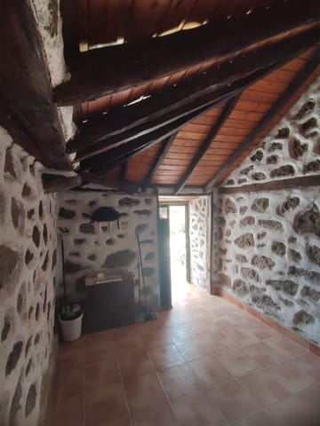 Grunde uden byggetilladelser til salg i Adeje - € 140.000 (Ref: 9501875)