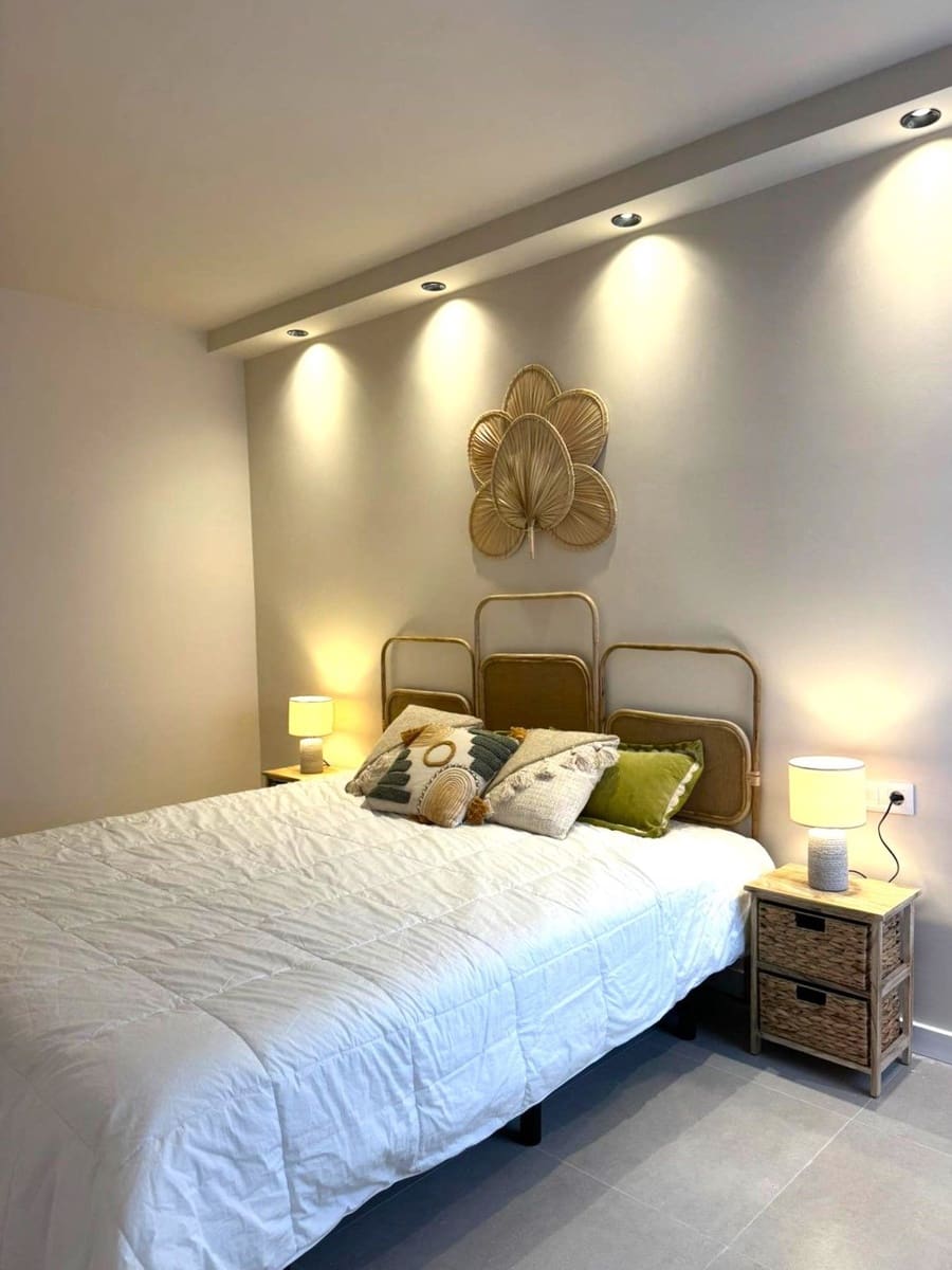 1 bedroom Apartment for sale in Playa Fanabe with pool - € 310,500 (Ref: 9501876)