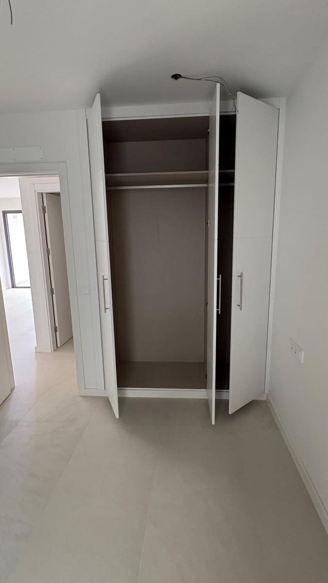 3 sypialnia Apartament na sprzedaż w Santa Cruz de Tenerife z garażem - 495 000 € (Ref: 9721152)