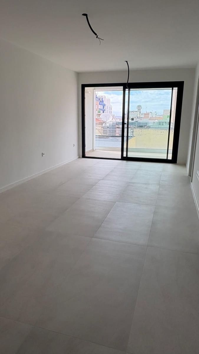 3 sypialnia Apartament na sprzedaż w Santa Cruz de Tenerife z garażem - 495 000 € (Ref: 9721152)