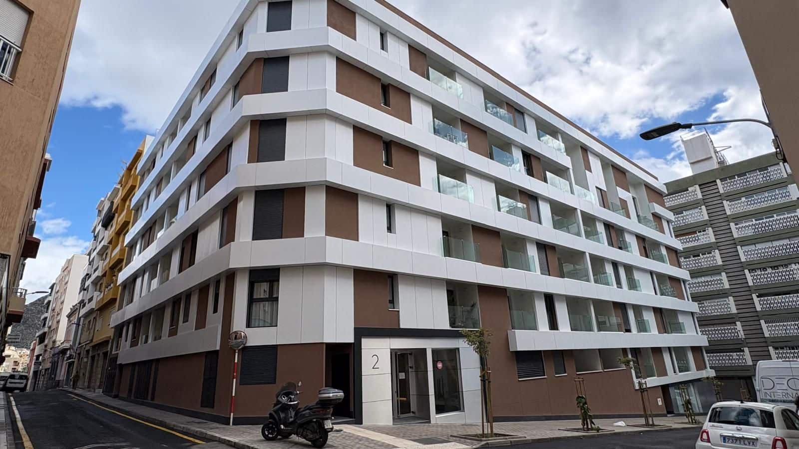 3 sypialnia Apartament na sprzedaż w Santa Cruz de Tenerife z garażem - 495 000 € (Ref: 9721152)